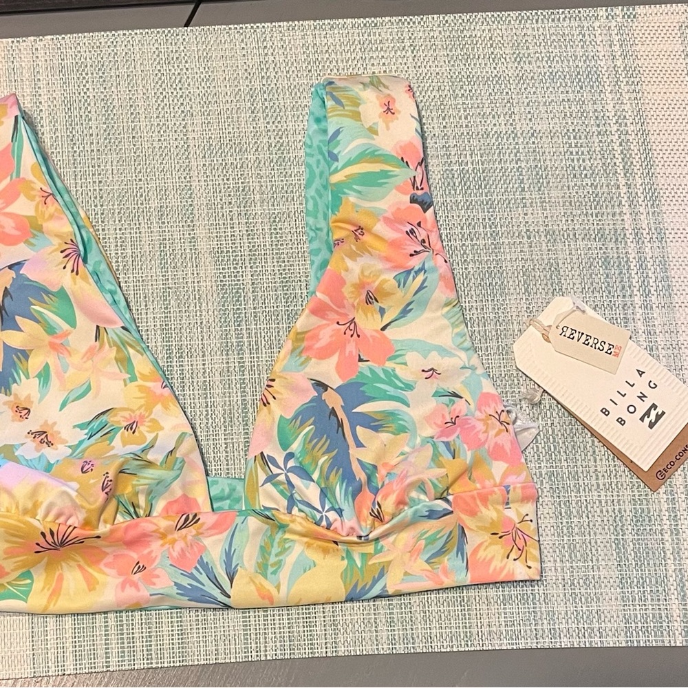 NWT Billabong Reversable Swim Top